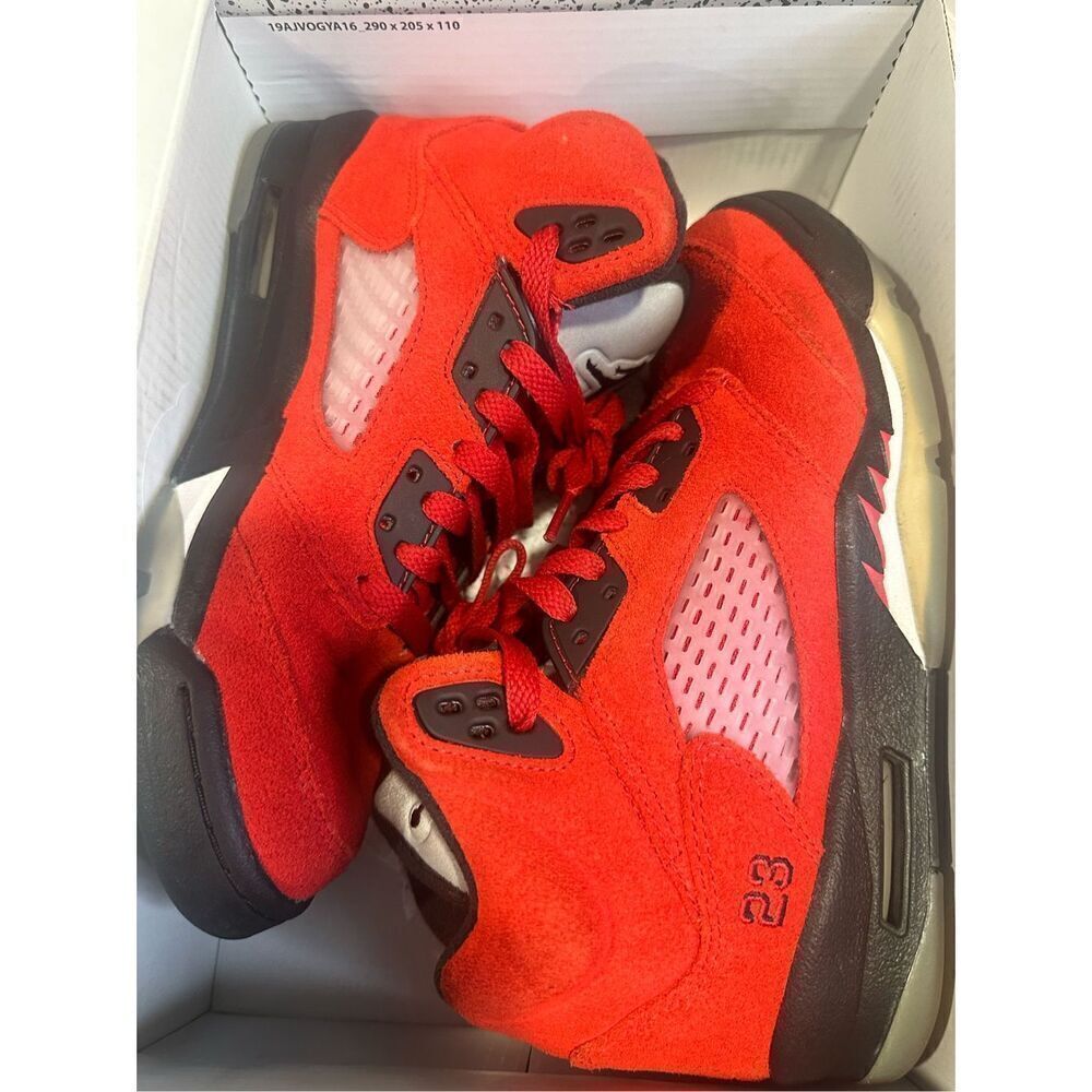Jordan 5 Retro Raging Bull Red Suede, size 5 Youth